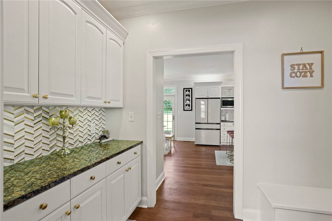 Easley, SC 29642,108 Stratford DR