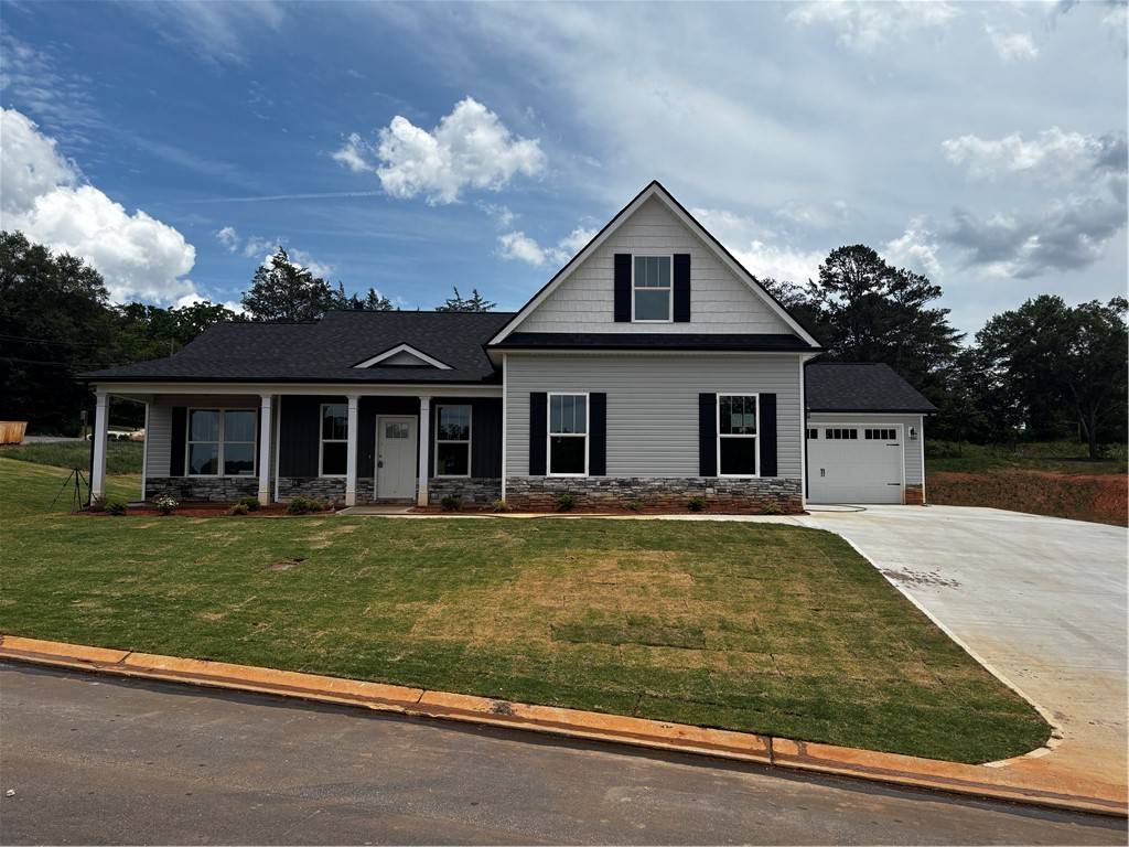 Easley, SC 29640,101 Powell CT