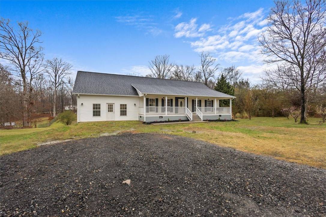 Liberty, SC 29657,536 Piney Trail RD