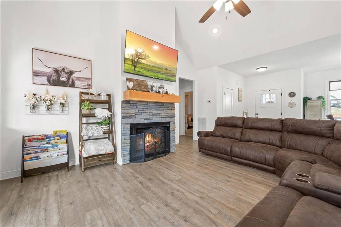 Central, SC 29630,49 Puckett Mill WAY