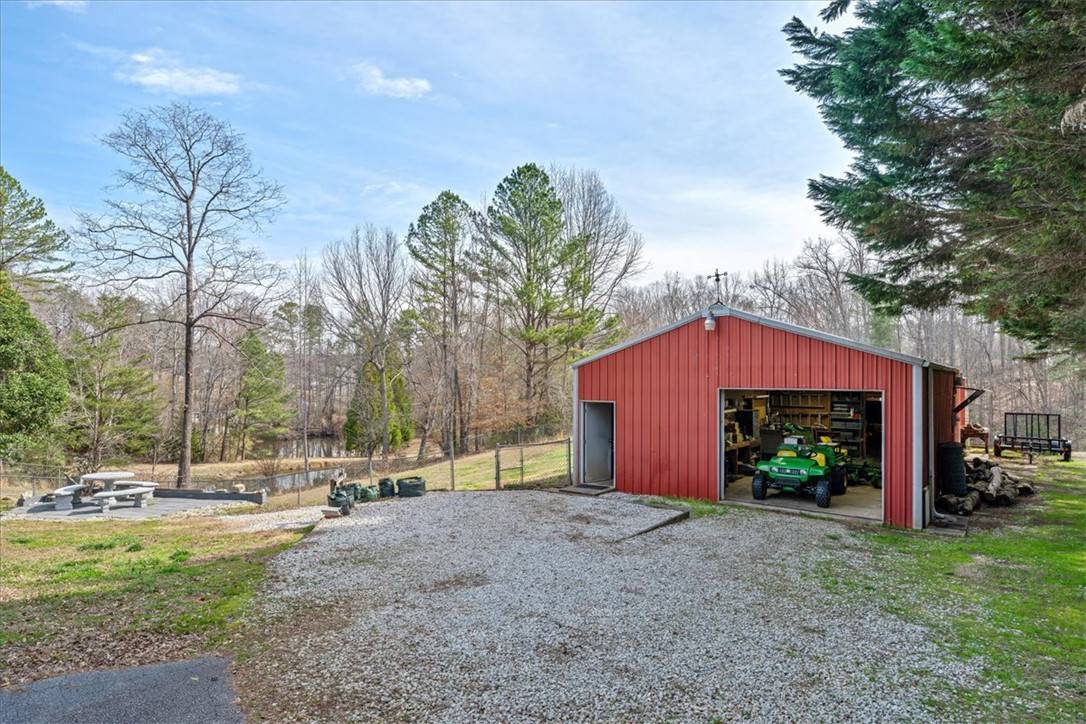 Walhalla, SC 29691,150 Katie Did Holler LN