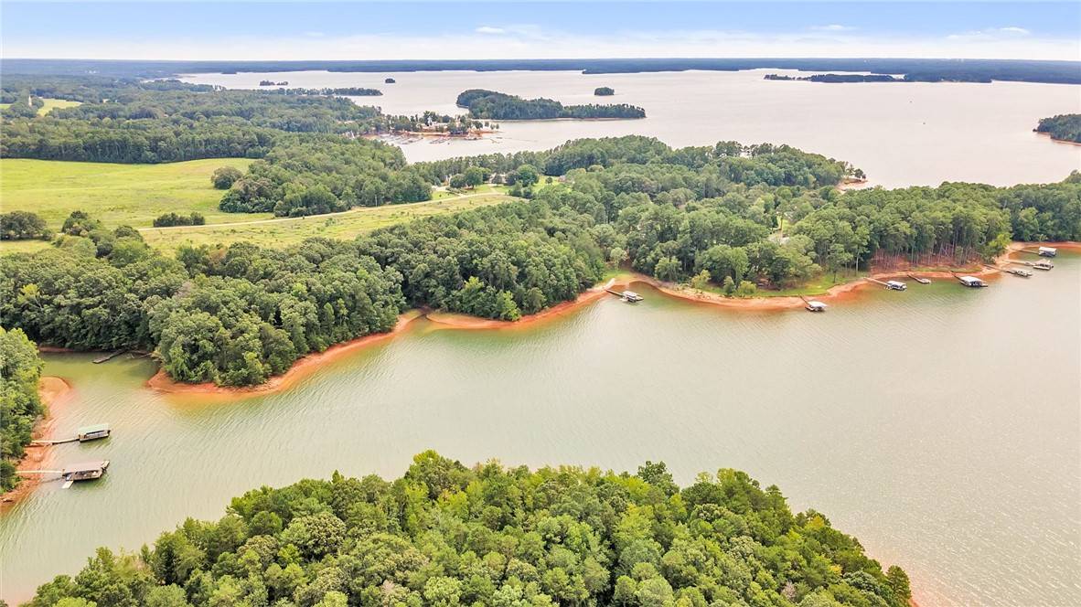 Starr, SC 29684,02 Island Point RD