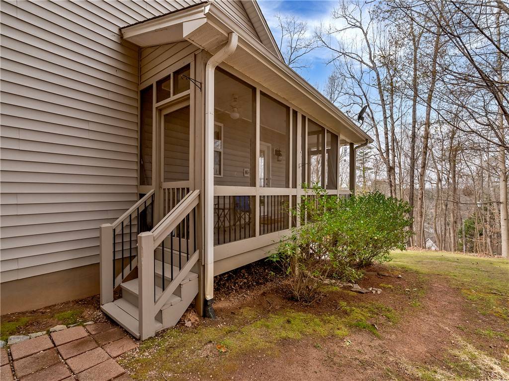 Westminster, SC 29693,424 Kenwood DR