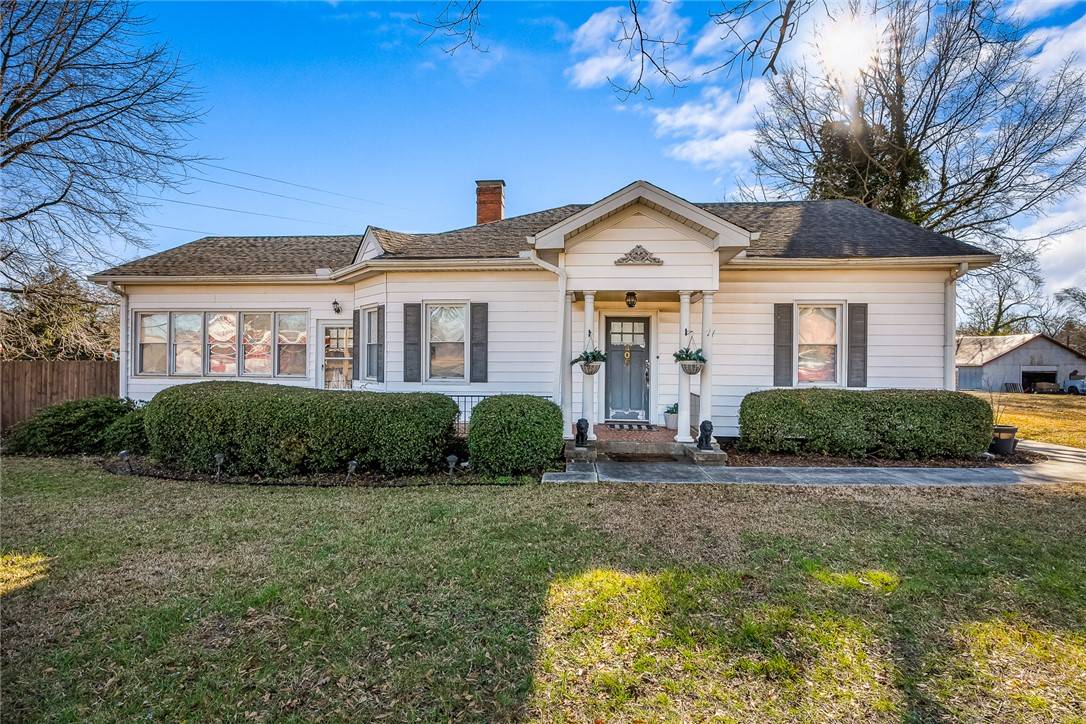 Belton, SC 29627,406 Anderson ST