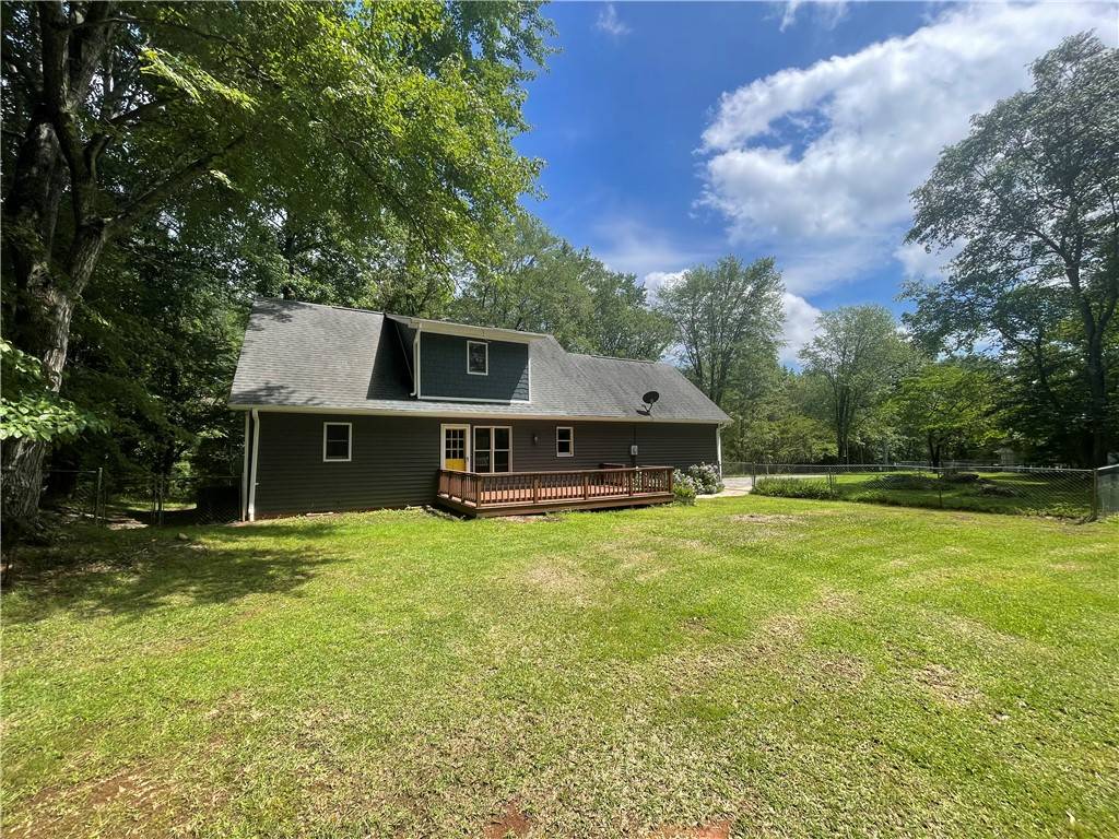 Central, SC 29630,236 Issaqueena DR