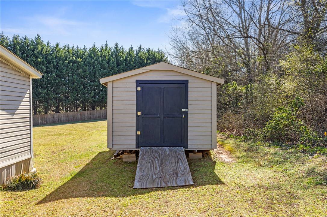 Lyman, SC 29365,122 Glengary CT