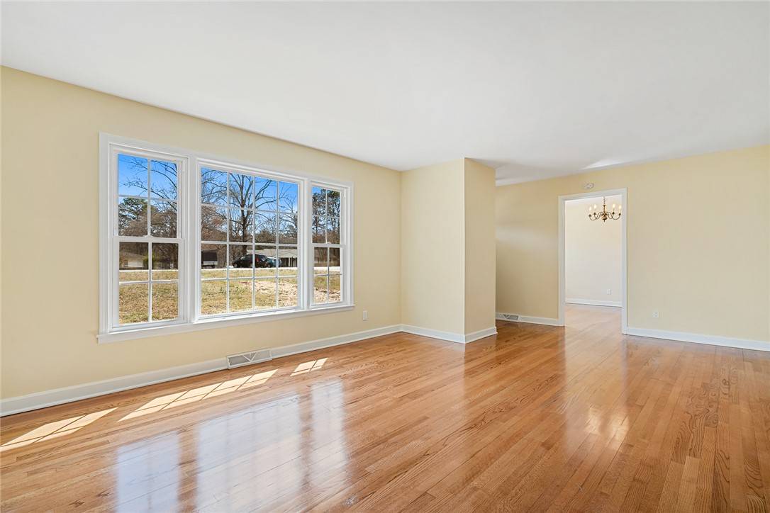 Walhalla, SC 29691,24 Joy CIR