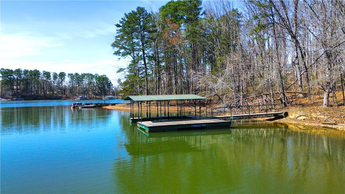 Westminster, SC 29693,605 Elizabeth RD