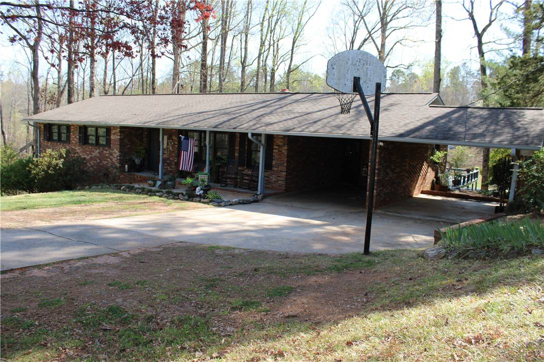 Pickens, SC 29671,108 Spring Valley RD