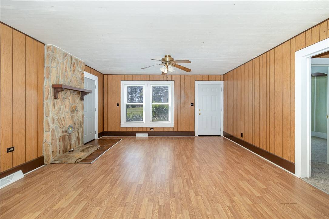 Pelzer, SC 29669,96 Main ST