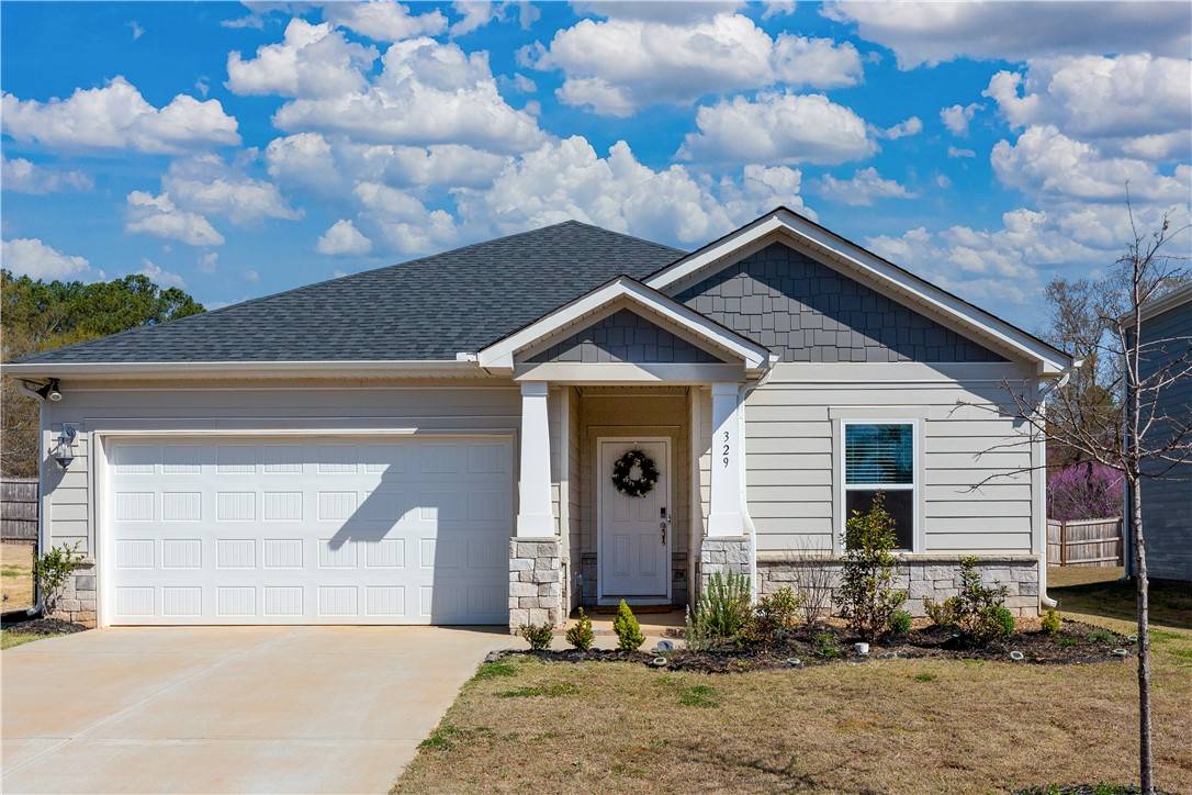 Greenville, SC 29605,329 Roderick LN