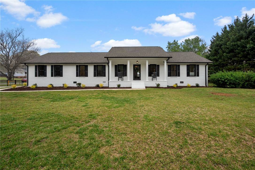 Easley, SC 29642,530 Old Pendleton RD