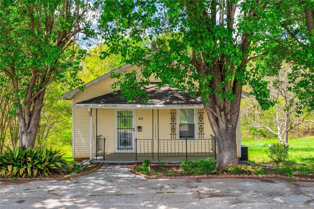 Westminster, SC 29693,311 Lakeside DR
