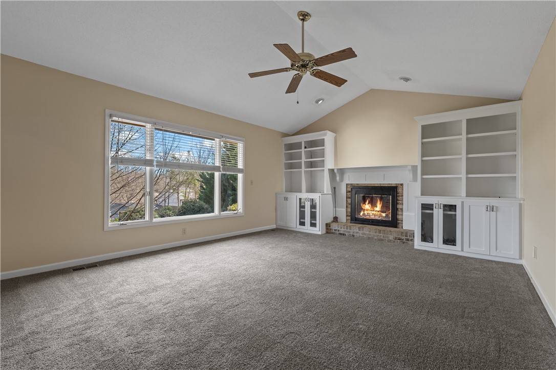 Seneca, SC 29672,1605 Keowee Lakeshore DR