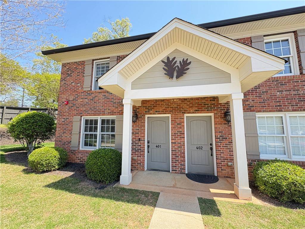 Clemson, SC 29631,209 Calhoun ST #401