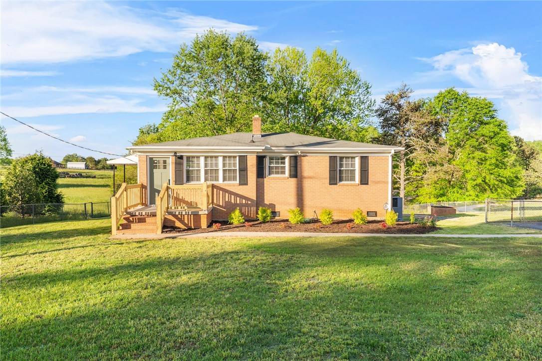 Greer, SC 29651,3825 N Highway 101