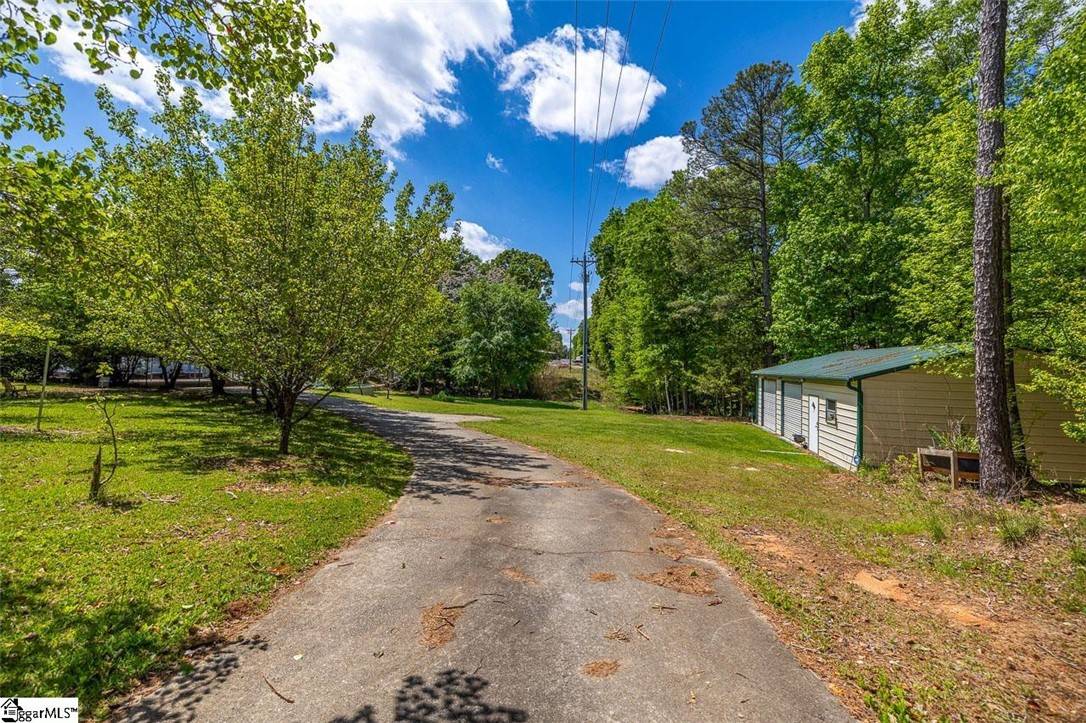 Belton, SC 29627,10676 Augusta RD