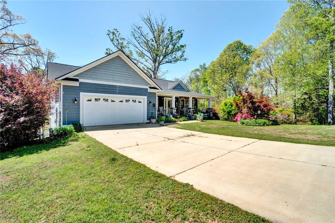 Greenville, SC 29617,21 Martin DR