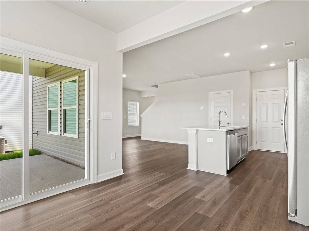 Gray Court, SC 29645,117 Gardner AVE
