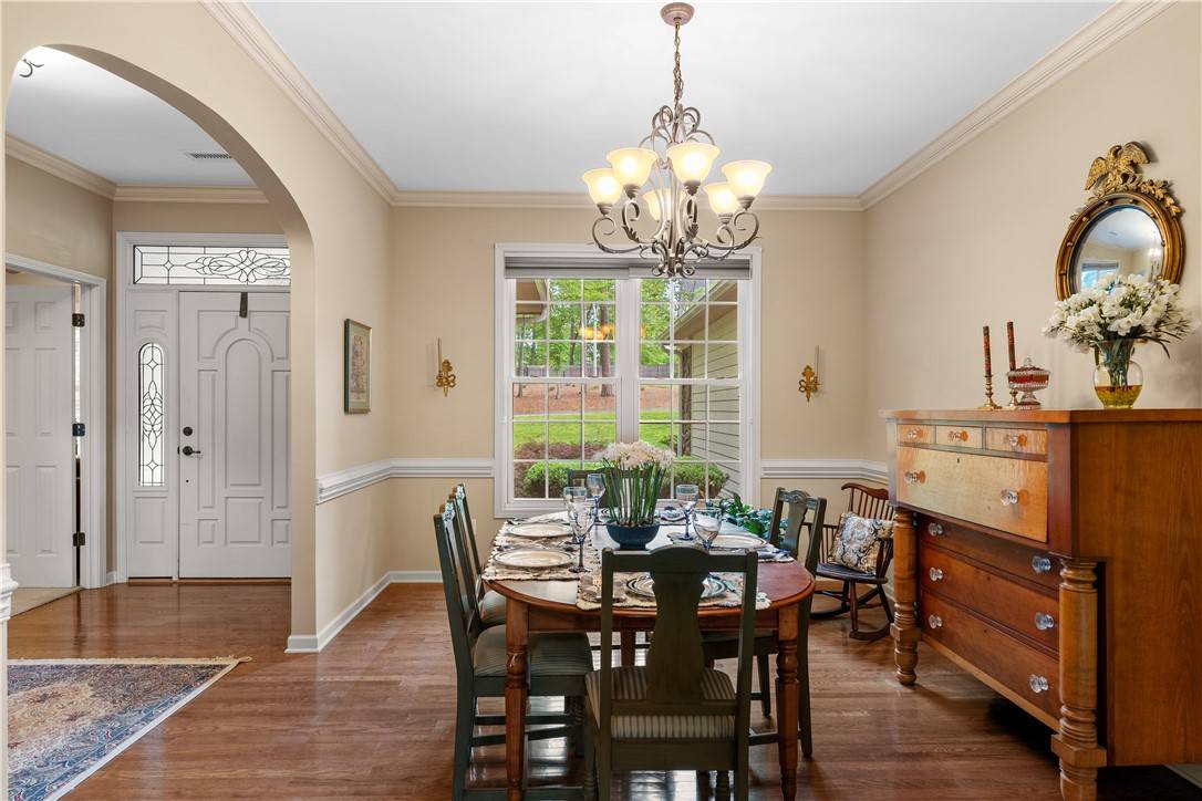 Seneca, SC 29672,700 Island Pine DR