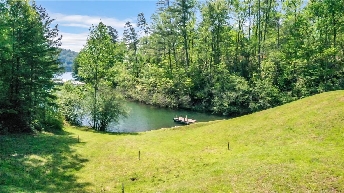 Salem, SC 29676,49 Longshore DR