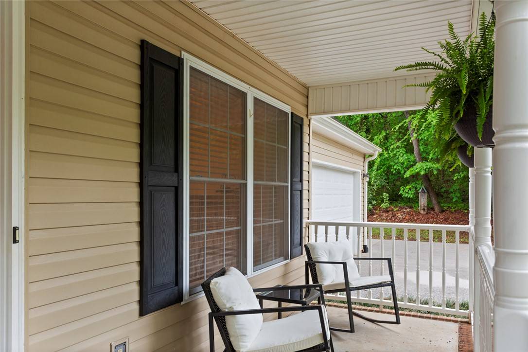 Anderson, SC 29621,712 Sunny Shore LN