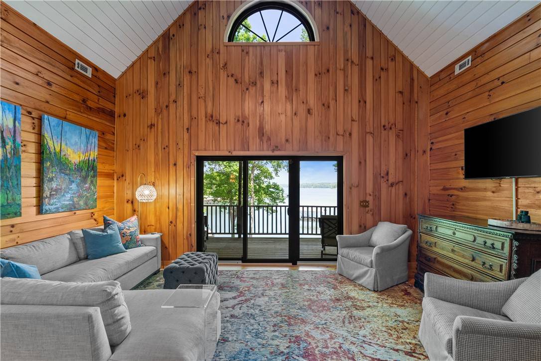 Seneca, SC 29672,295 Sugarhill RD