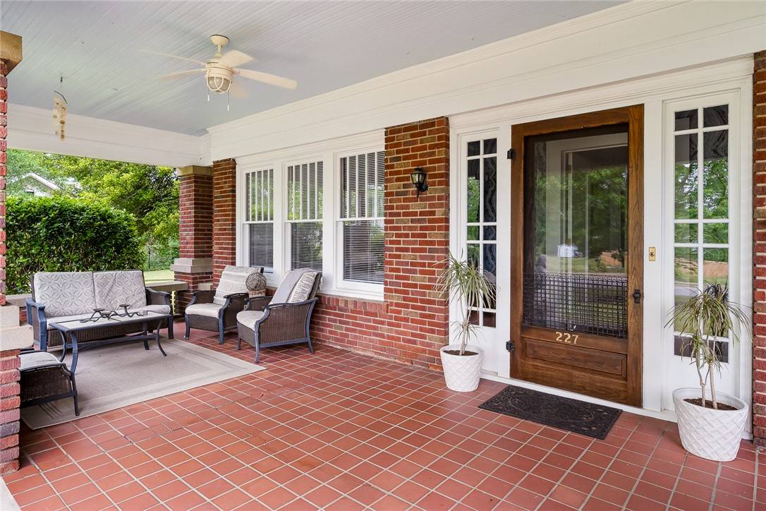 Honea Path, SC 29654,227 S Main ST