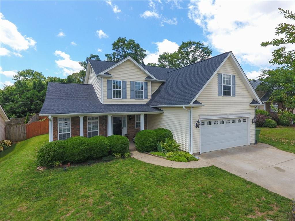 Greenville, SC 29607,204 Silver Run LN