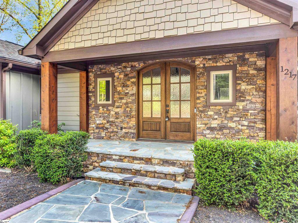 Seneca, SC 29672,1217 Doug Hollow RD