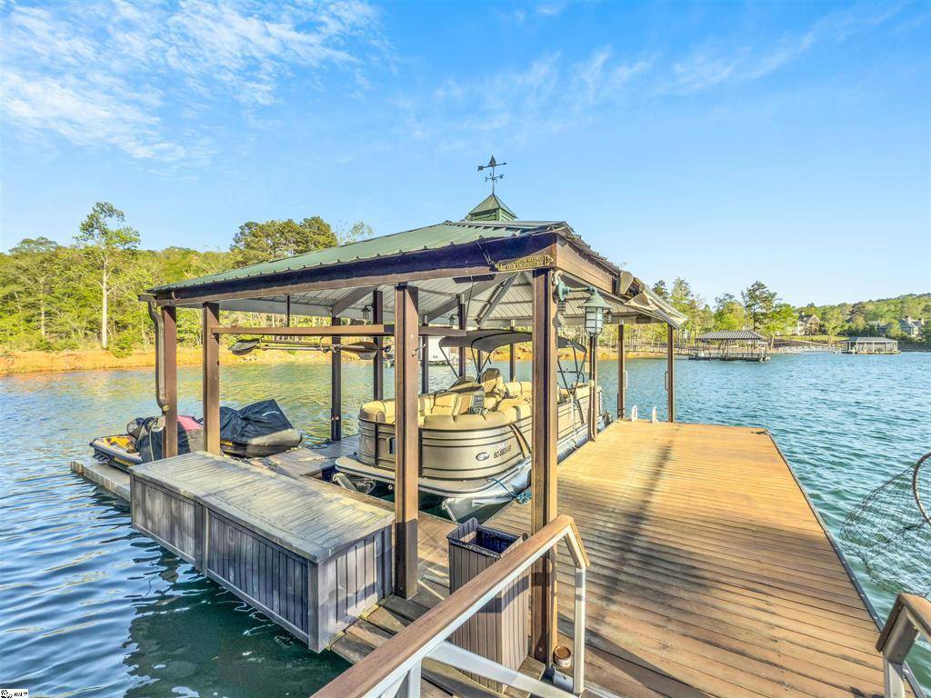 Seneca, SC 29672,1217 Doug Hollow RD