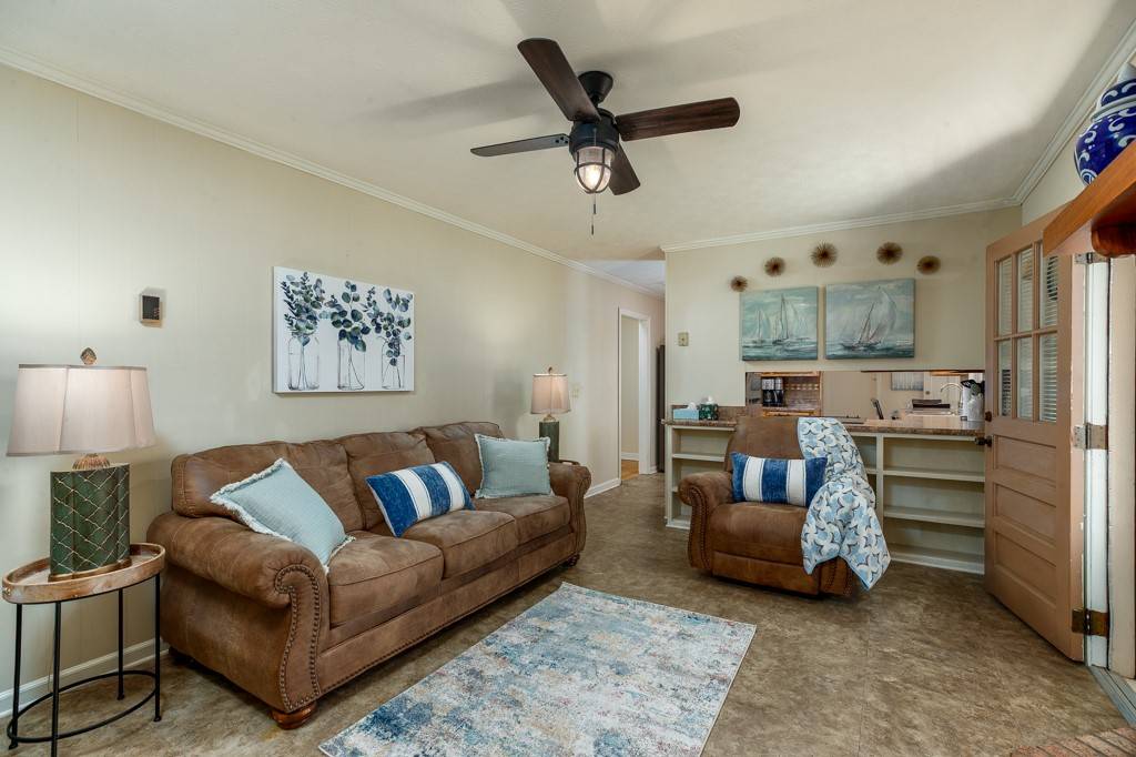 Liberty, SC 29657,102 Norman ST