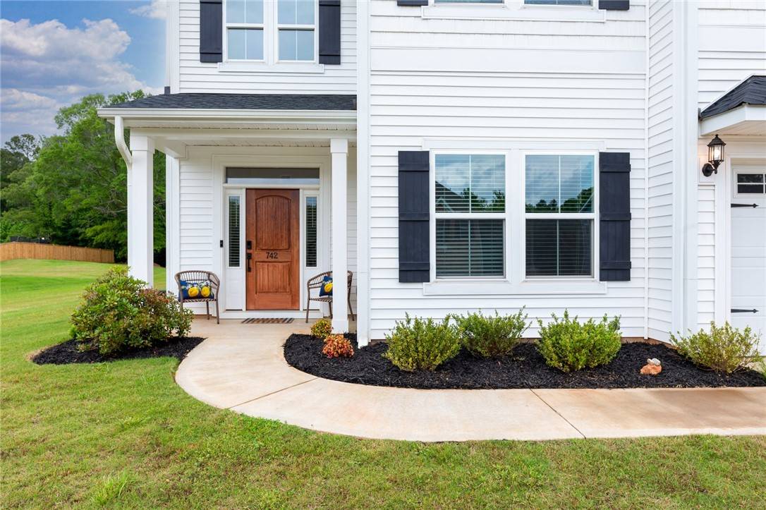 Belton, SC 29627,742 Oak Hill LN