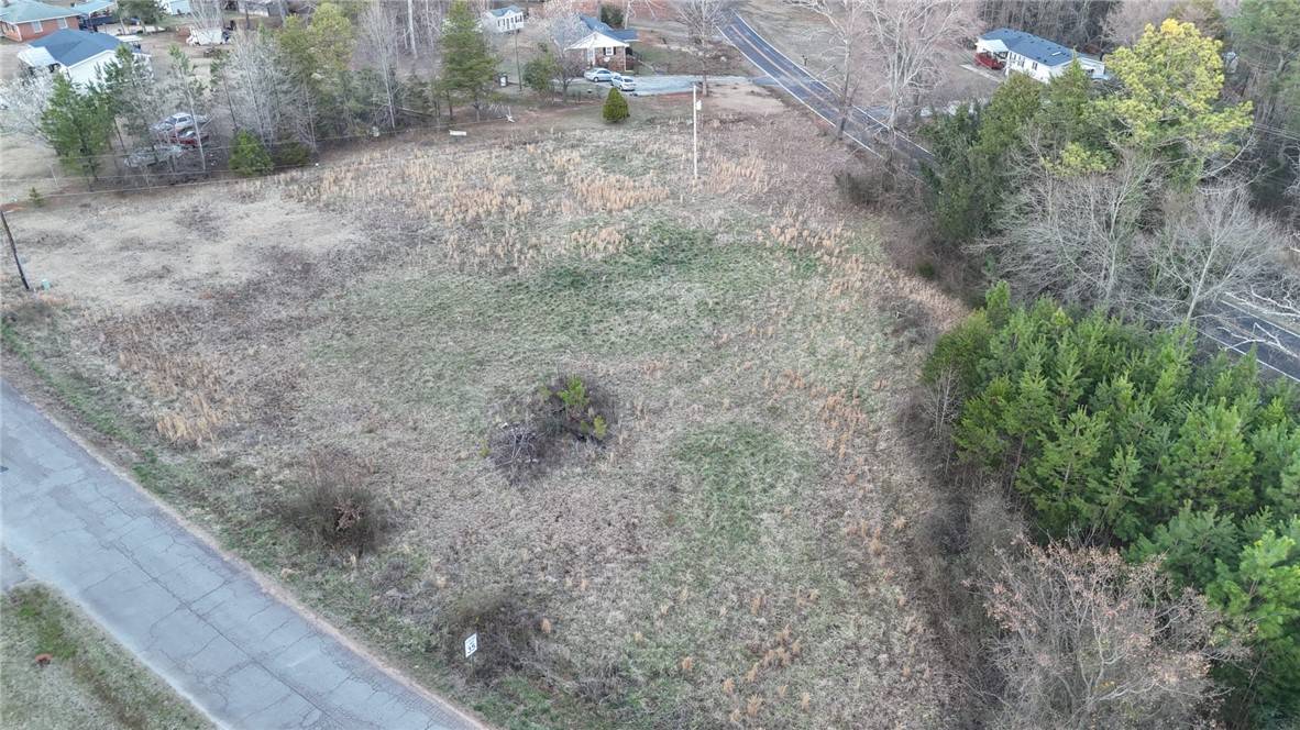 Pendleton, SC 29670,721 Anderson RD
