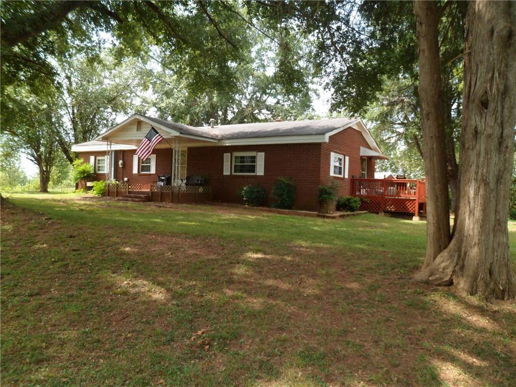 Seneca, SC 29678,655 James Carver RD