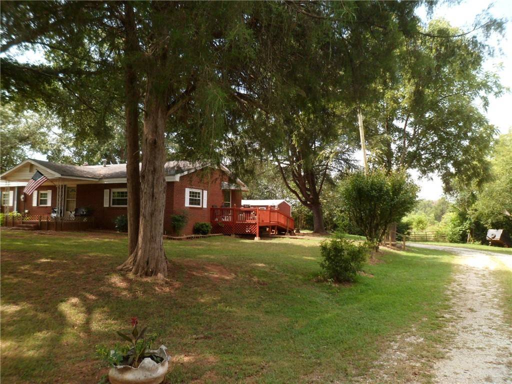 Seneca, SC 29678,655 James Carver RD