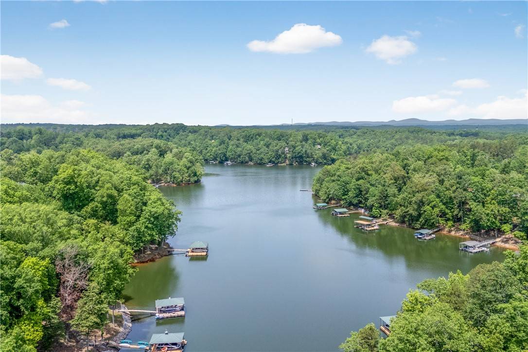 Seneca, SC 29678,503 Greystoke CV