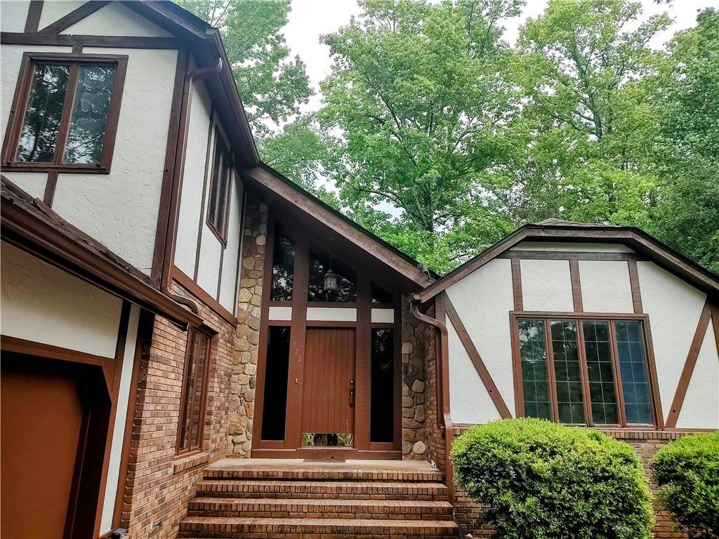 Clemson, SC 29631,222 Kings WAY