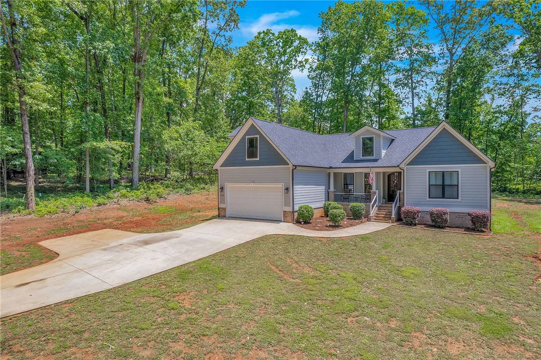 Belton, SC 29627,310 Autumn LN