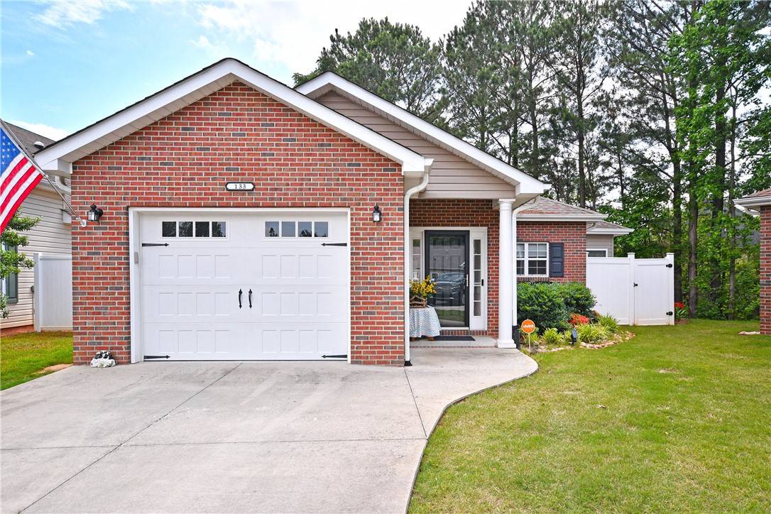 Easley, SC 29642,133 Tupelo LN