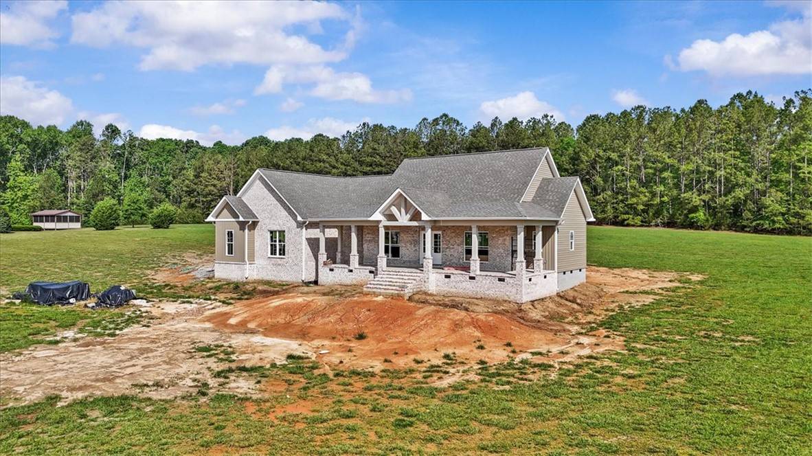 Woodruff, SC 29388,406 Casey RD