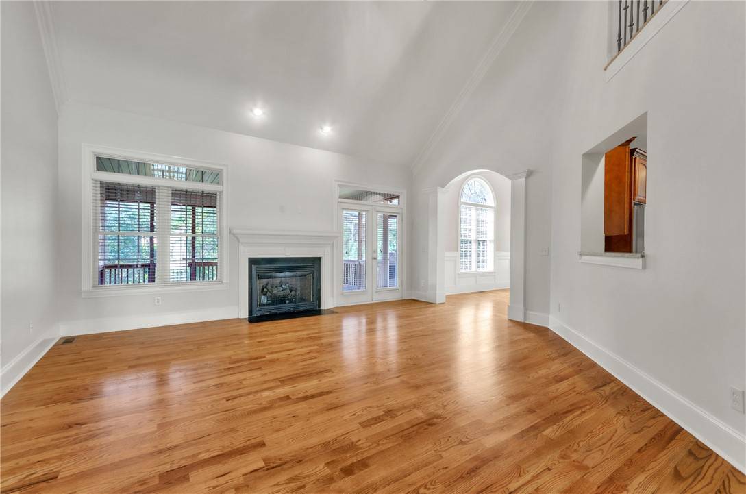 Simpsonville, SC 29681,206 Waverly Hall LN