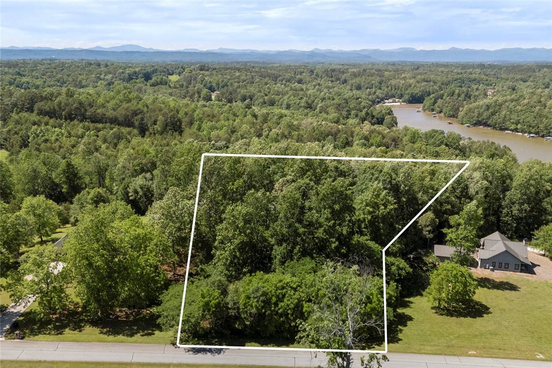 West Union, SC 29696,00 Hidden Falls DR