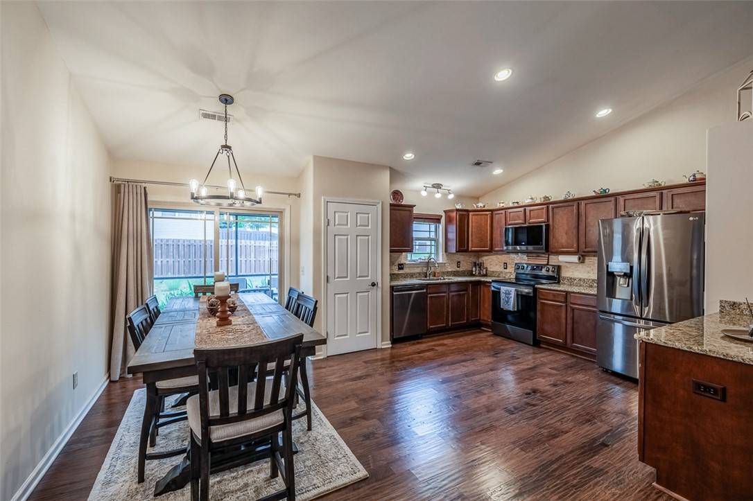 Greer, SC 29650,653 Chartwell DR