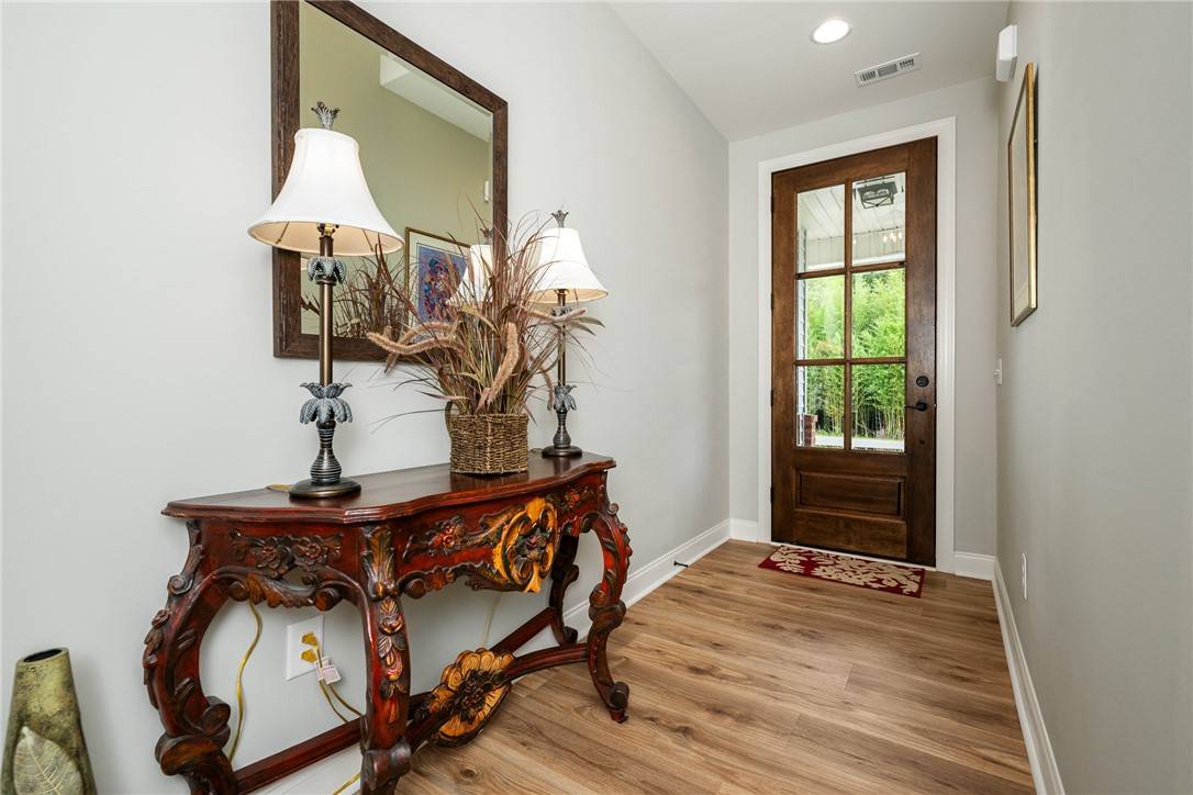 Pelzer, SC 29669,52 Dendy ST