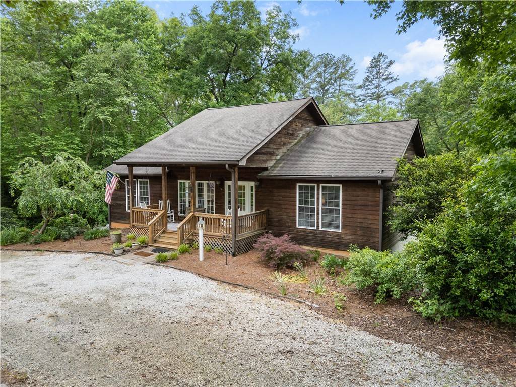 Walhalla, SC 29691,135 Crowes DR