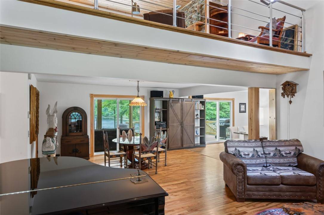 West Union, SC 29696,175 Beaver Lake DR
