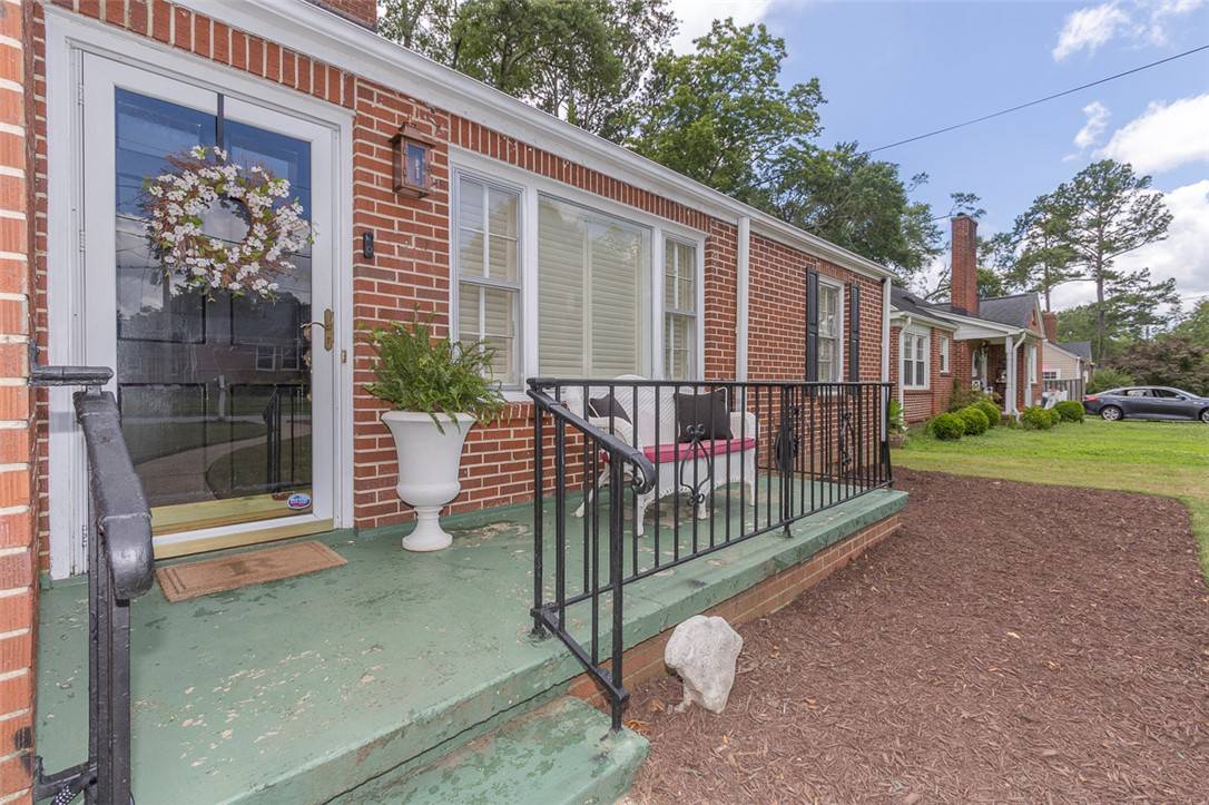 Anderson, SC 29625,205 James ST
