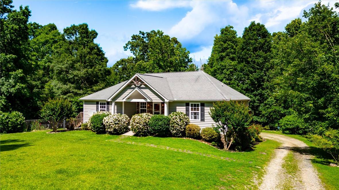 Liberty, SC 29657,201 Ross RD