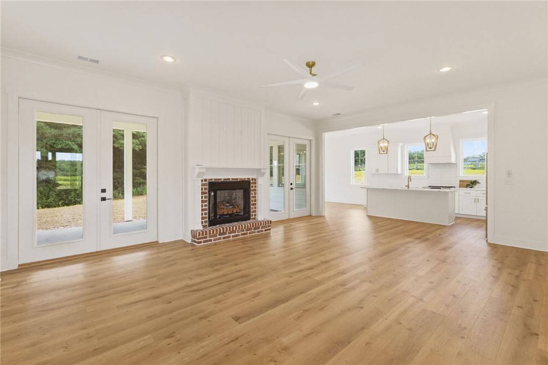 Townville, SC 29689,331 Dobbins RD